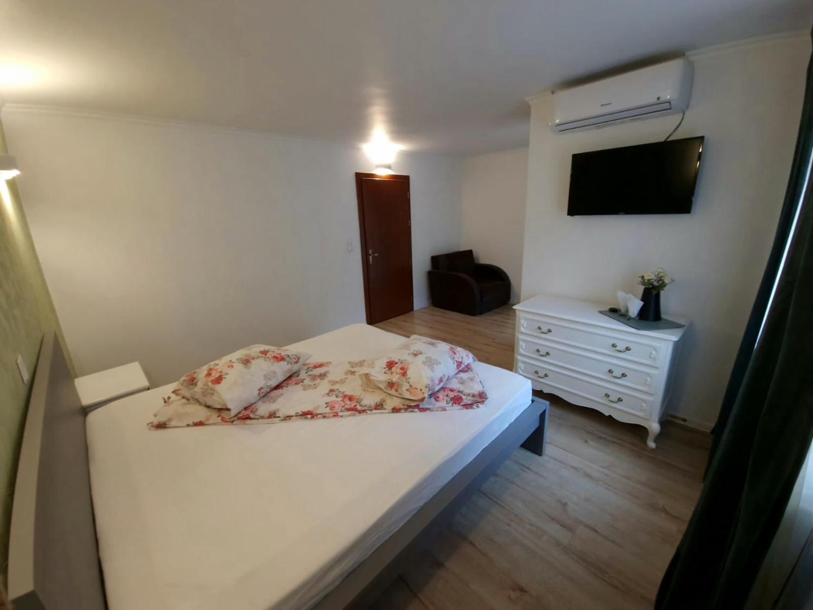 Guesthouse Magic Бэиле-Еркулане Экстерьер фото
