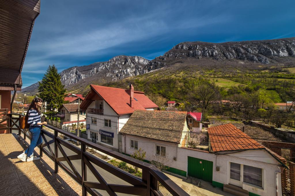 Guesthouse Magic Бэиле-Еркулане Экстерьер фото